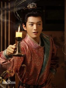 梅四（ばいし）　易大千（イー・ダチィェン）