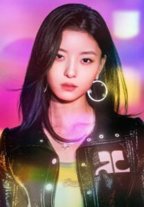 万青（ワン・チン）孫美林（スン・メイリン）