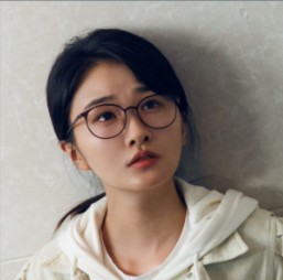 李筱希（リー・シャォシー） 王千果（「ワン・チィェングゥォ）